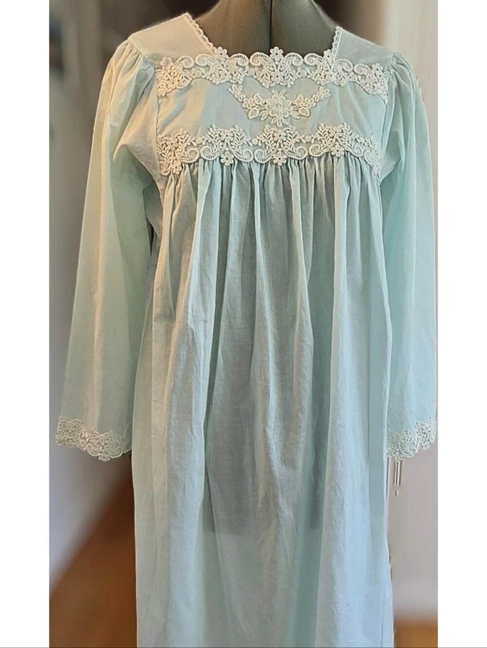 CHRISTIAN  DIOR Long Length Maxi NIGHTGOWN night Gown XS-S? READ Cottagecore